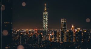 POP MART BUNNY 系列收藏夜景