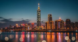 設計師玩具與盲盒產業的台北夜景