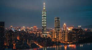 SKULLPANDA 天行者 的夜景