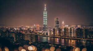 潮玩便當盒的設計特色，台北夜景
