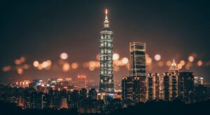 Labubu 名字的故事與設計背景