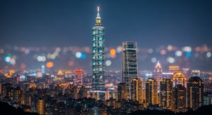 PUCKY 婚禮系列的設計師玩具