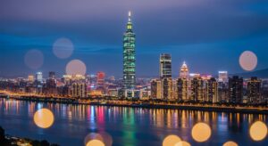 Hirono City of Mercy 系列玩具的華麗夜景