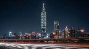 展示 Crybaby 出走到月亮 的擺設
