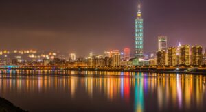 潮玩Vinyl 公仔收藏的美麗夜景