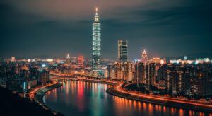 潮玩盒裝的保養方法